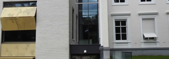 Bloemendaal gemeentehuis